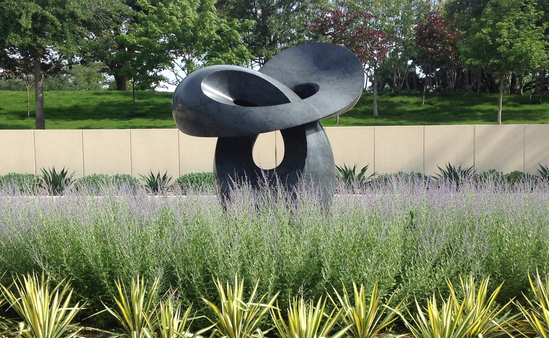 8 Considerations in Selecting Outdoor Sculpture