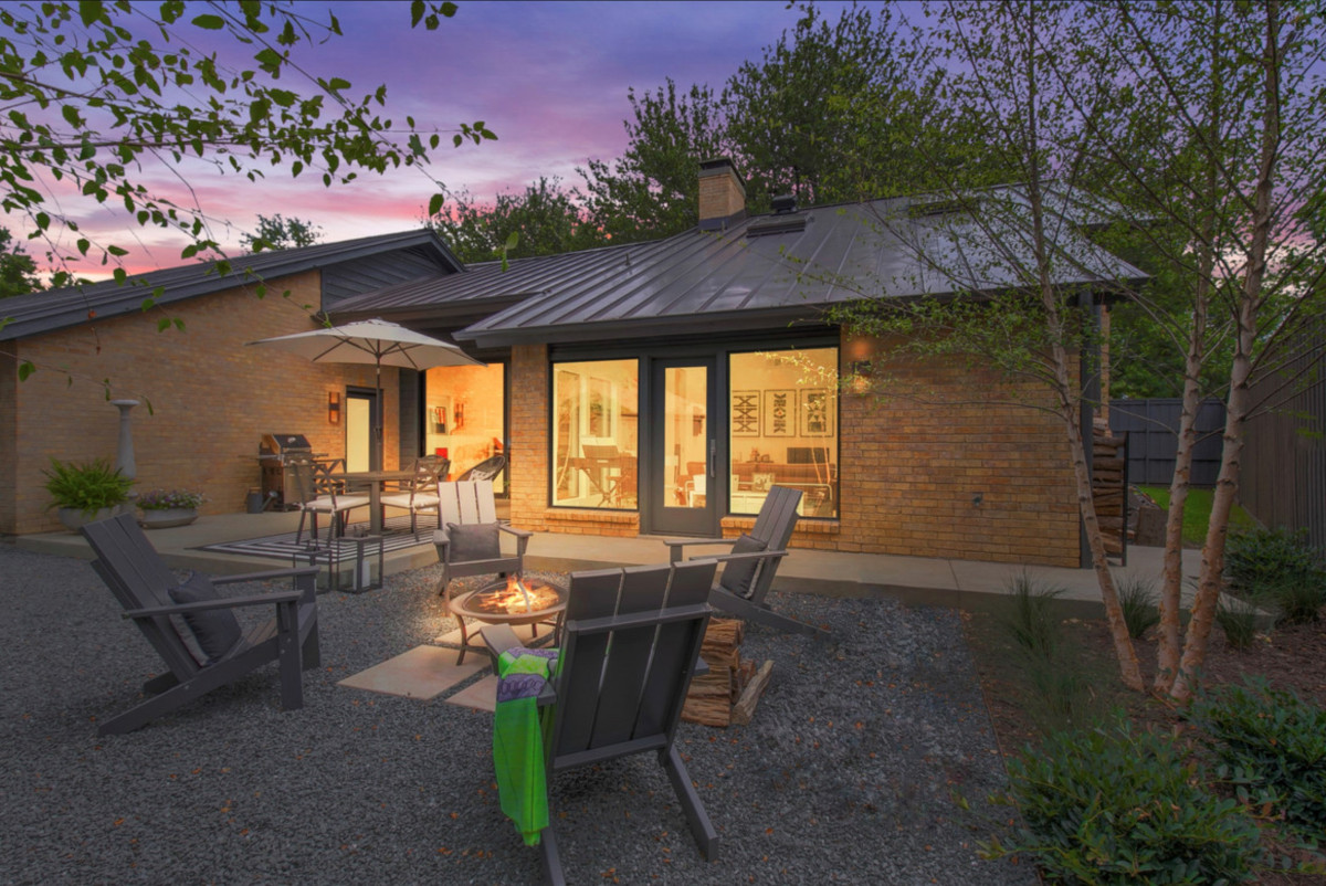 Bonick Landscaping Small Space — Big Impact Bonick Landscaping Small Space — Big Impact