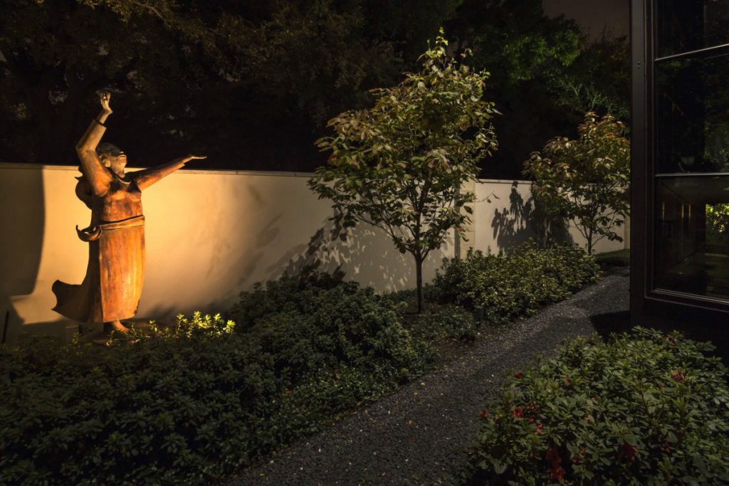 Bonick Landscaping 8 Considerations in Selecting Outdoor Sculpture 