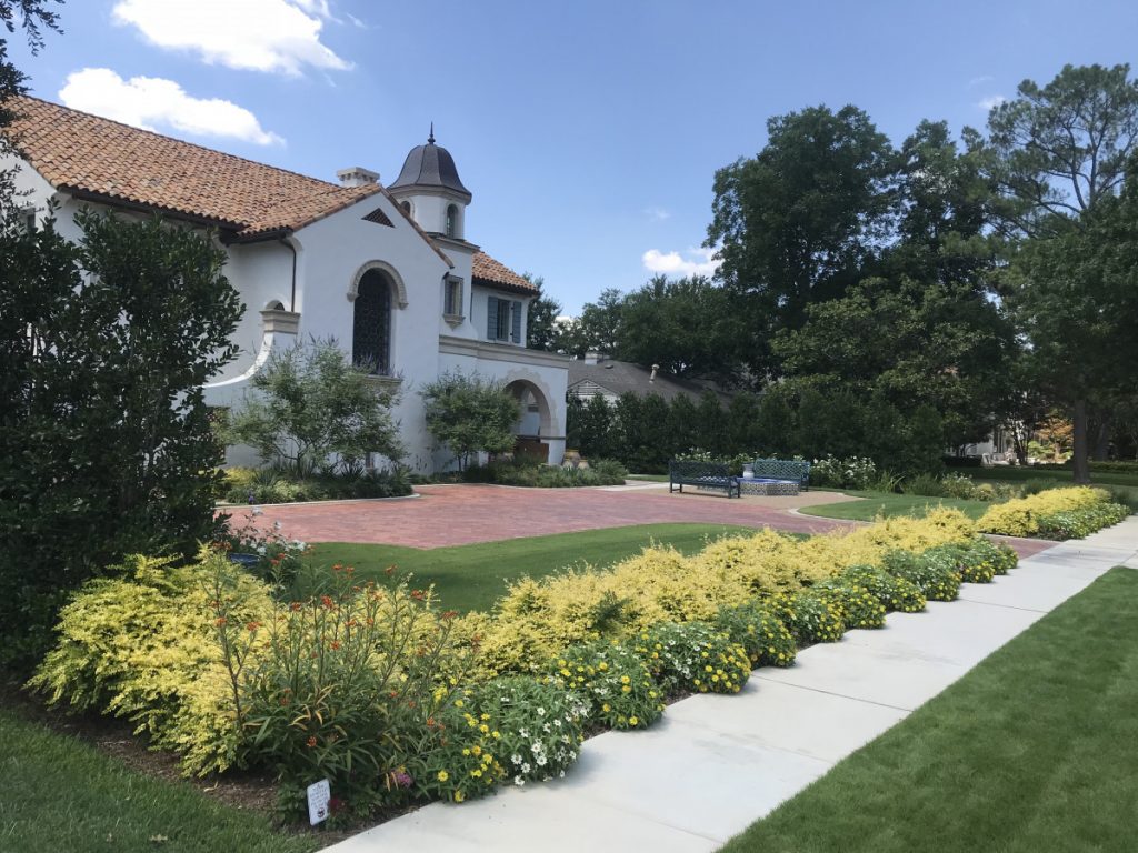 Bonick Landscaping How to Greet Your Guests With Curb Appeal  