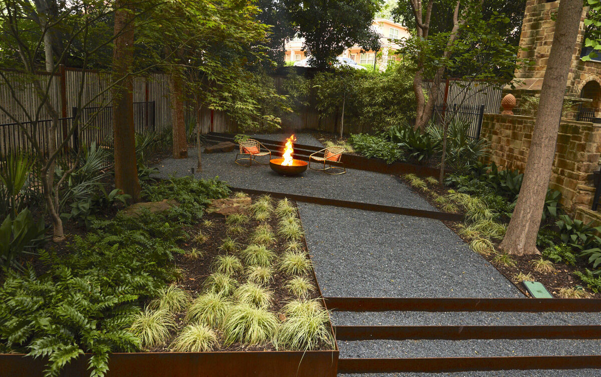 Uptown-Hardscaping-Design-Build-Planting-Bonick-Landscaping