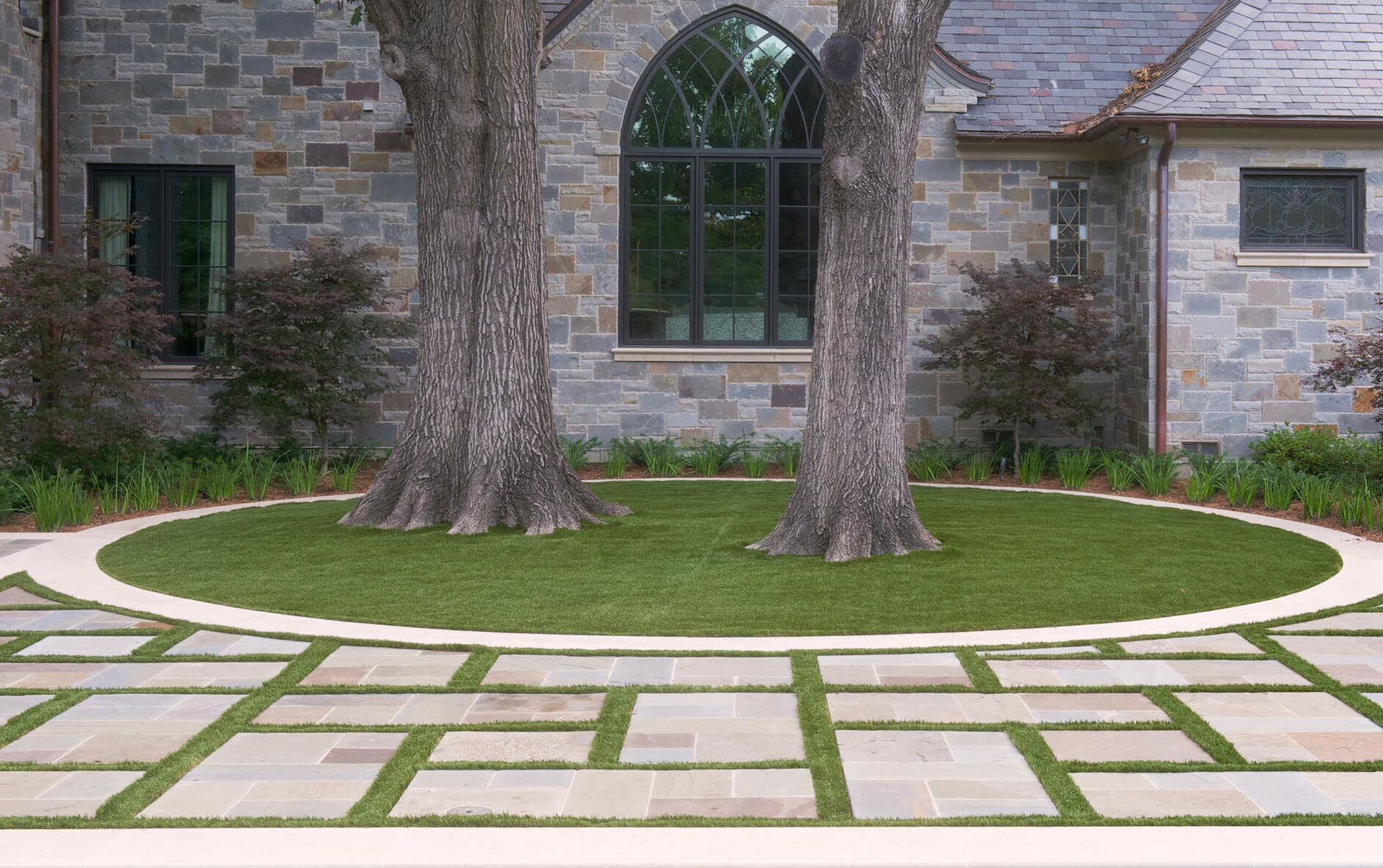 Highland-Park-Custom-Pool-Hardscaping-Garden-Design-Bonick-Landscaping