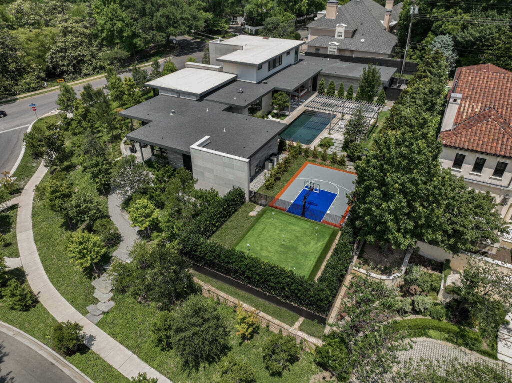 Bonick Landscaping Create the Ultimate Outdoor Entertainment Area  
