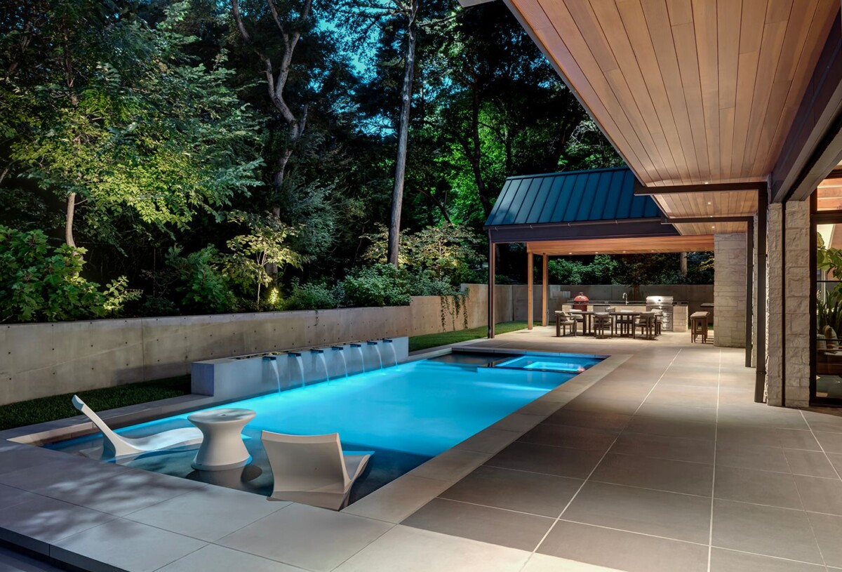 Blurring the Boundaries: Indoor-Outdoor Living Spaces Creating Continuity in Landscape Design In the old way of thinking, a home was treated as two distinct spaces: indoors...