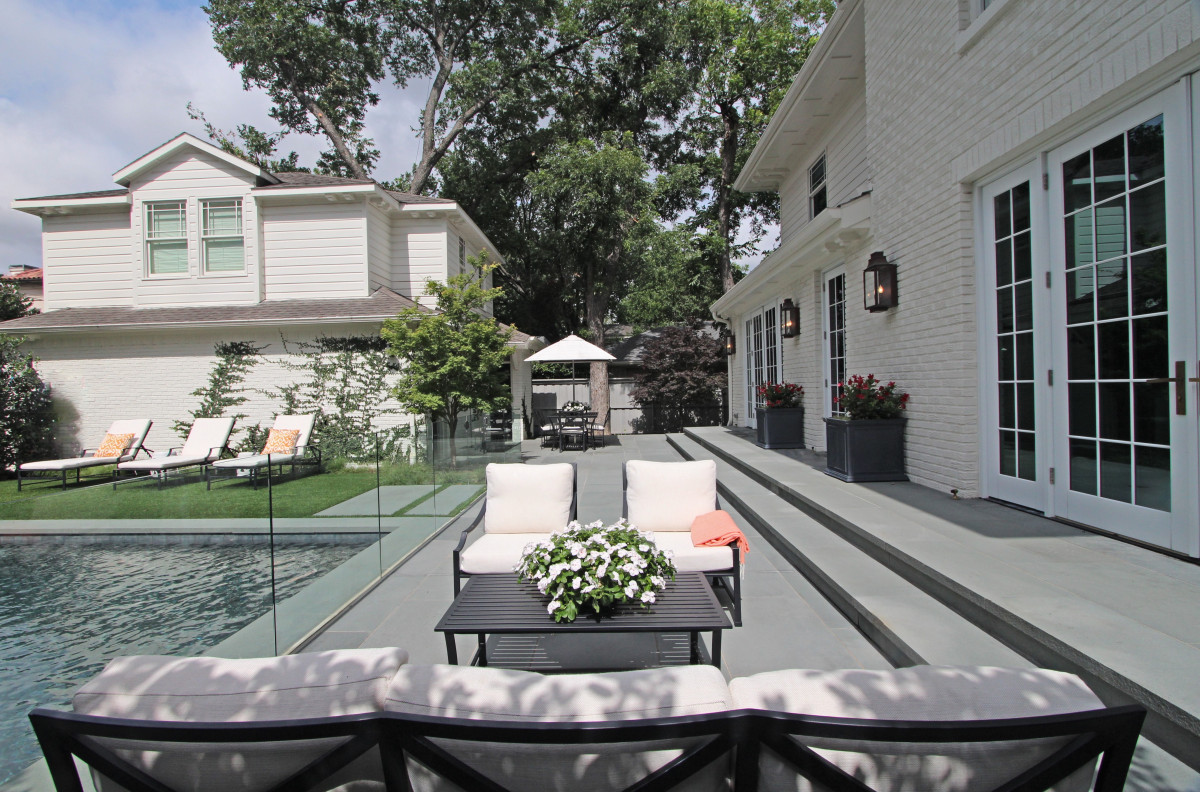 glass pool safety fence
