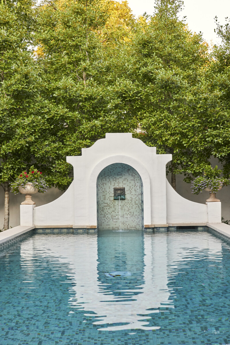 Caruth Quarls Mediterranean Water Feature