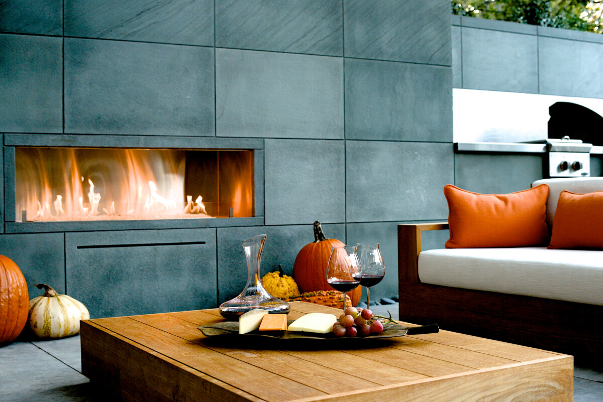 hosting thanksgiving outdoors